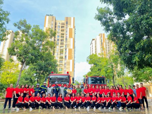 Trường Tiểu học Đô thị Việt Hưng tổ chức tập huấn công tác Cứu nạn, cứu hộ và Phòng cháy, chữa cháy năm 2022