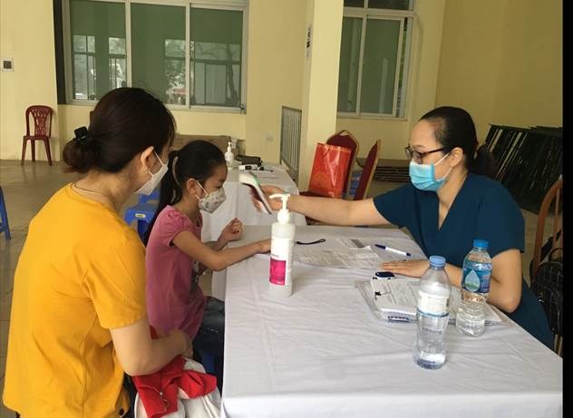 Công tác tiêm vắc xin phòng COVID -19  cho học sinh