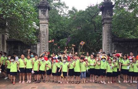 Trường TH Đức Giang tổ chức cho học sinh tham quan đền Gióng và khu sinh thái bản Rõm