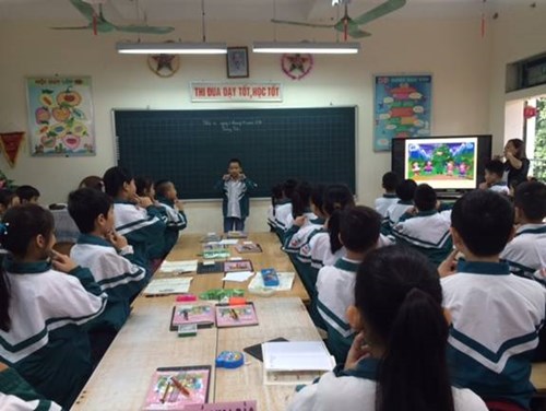 Giáo viên trường Tiểu học Đức Giang tham gia hội thi GVG cấp trường