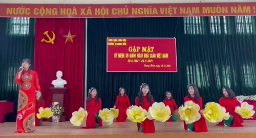 Văn nghệ mít tinh chào mừng ngày Nhà giáo Việt Nam 20/11/2021