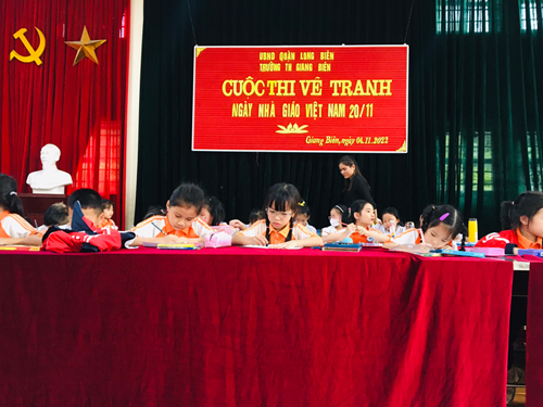 Trường Tiểu học Giang Biên tổ chức Cuộc thi vẽ tranh Chào mừng ngày nhà giáo Việt Nam 20/11.