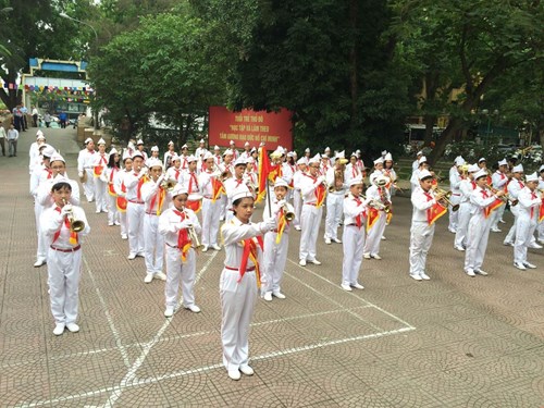 Liên hoan ca khúc măng non Trường Tiểu học Giang Biên năm học 2021-2022