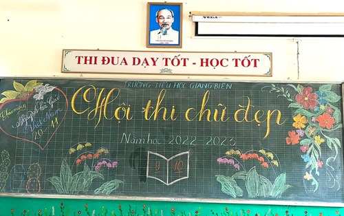 Một số hình ảnh các bạn học sinh trường TH Giang Biên tham gia viết chữ đẹp chào mừng ngày nhà Giáo Việt Nam 20/11