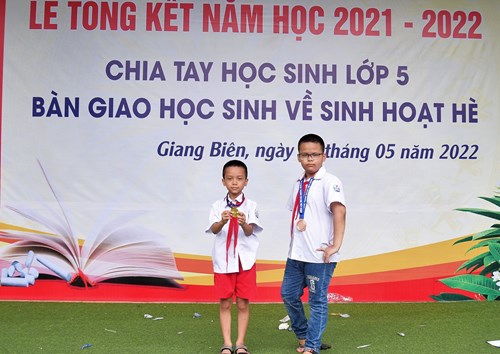 Hà Huy Khánh - Chú chim nhỏ đáng yêu của lớp 3A2 Trường Tiểu học Giang Biên.