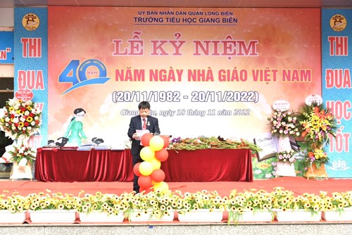 Trường Tiểu học Giang Biên tổ chức mít tinh kỷ niệm 40 năm ngày Nhà giáo Việt Nam 20/11