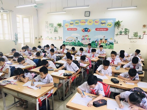 Trường Tiểu học Giang tổ chức thi khảo sát chất lượng giáo dục lớp 5 lần 1.