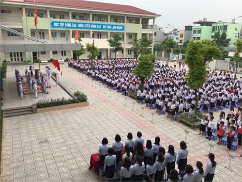 Lễ chào cờ đầu năm học 2018 – 2019

của trường Tiểu học Gia Thượng
