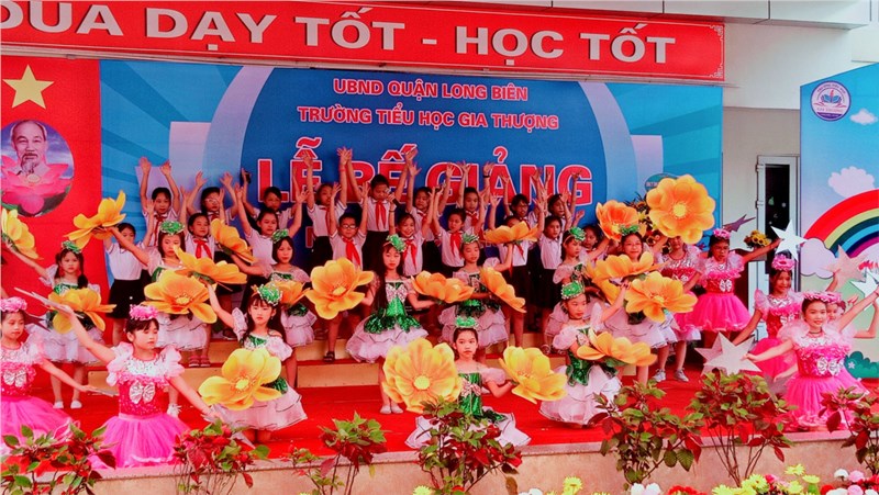Trường Tiểu học Gia Thượng tổ chức lễ bế giảng năm học 2018 - 2019