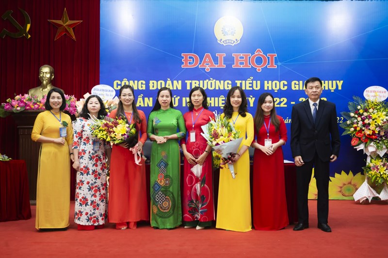 Trường Tiểu học Gia Thụy tổ chức thành công Đại hội công đoàn điểm quận Long Biên