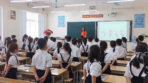 Cô giáo Lê Thị Thu Thủy tham gia Hội thi Giáo viên giỏi cấp Quận - Năm học 2019-2020