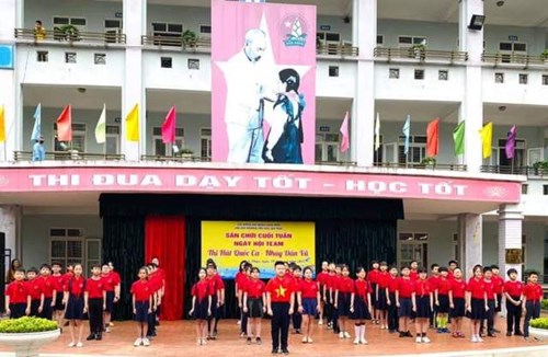 Trường Tiểu học Gia Thụy tổ chức sơ khảo cuộc thi “Ngày hội team - Thi hát Quốc ca, nhảy dân vũ”