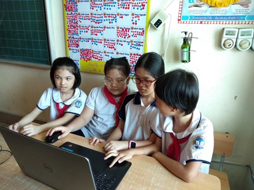 Học sinh khối 3 trường Tiểu học Long Biên tích cực với sân chơi  Trạng Nguyễn Tiếng Việt 