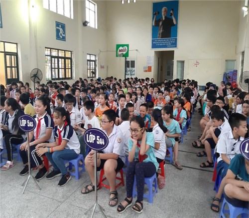 Trường Tiểu học Long Biên long trọng tổ chức Kỷ niệm 34 năm Ngày Nhà giáo Việt Nam 20/11