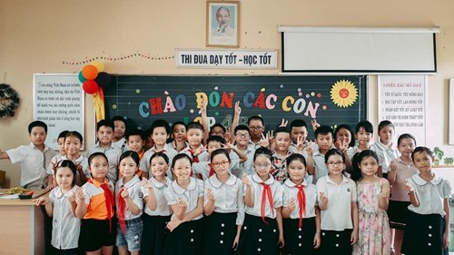 Trường Tiểu học Lý Thường Kiệt hân hoan đón các con ngày tựu trường  năm học 2019 – 2020 