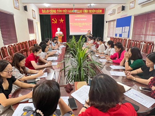 Chi bộ trường Tiểu học Ngọc Lâm: Sinh hoạt chuyên đề “Một số vấn đề lý luận và thực tiễn về CNXH và con đường đi lên CNXH ở Việt Nam  Đợt 2