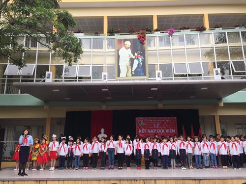 Liên đội tiểu học ngọc lâm
tổ chức lễ kết nạp đội học sinh khối 3
