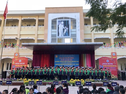 Liên đội Tiểu học Ngọc Thụy tổ chức  “ Giáo dục truyền thống  ” chào mừng 74 năm Ngày Thành lập QĐND Việt Nam  