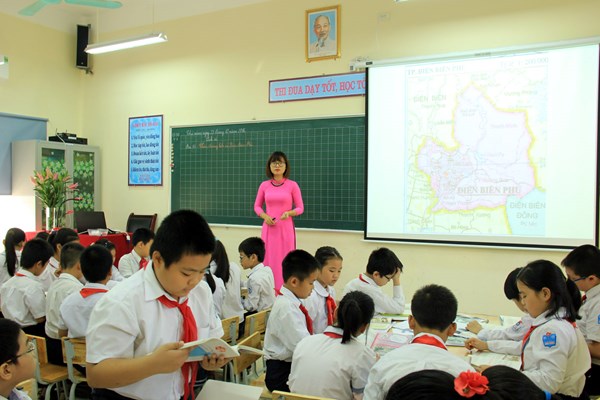 Tiết thi GVG cấp quận môn Lịch sử của cô giáo Lê Ngọc Anh - lớp5A6