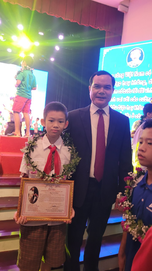 Nguyễn Bình Minh niềm tự hào, tấm gương sáng của trường Tiểu học Phúc Lợi
