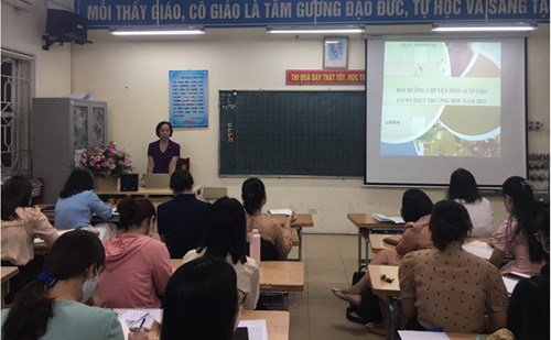 Trường Tiểu học Thạch Bàn A tổ chức tập huấn  Bồi dưỡng chuyên môn về đảm bảo an toàn thực phẩm  và phòng, chống dịch bệnh trong trường học