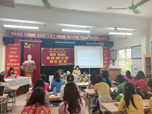 Trường Tiểu học Thạch Bàn A tổ chức thành công Hội nghị cán bộ, viên chức và người lao động năm học 2022-2023