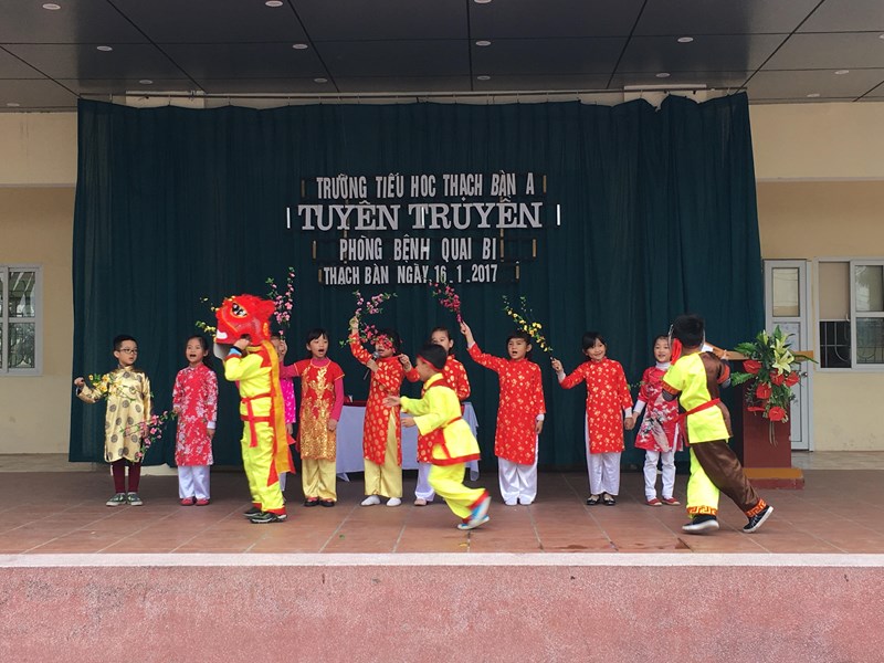Trường Tiểu học Thạch Bàn A  tổ chức tuyên truyền phòng chống bệnh quai bị.