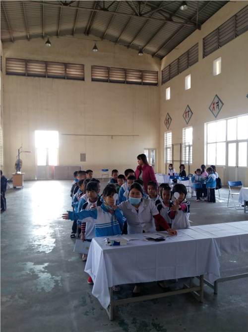 Kết quả khám sức khỏe học sinh định kỳ tại Trường tiểu học Thạch Bàn A năm học 2017-2018

