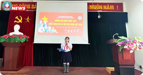 Trường Tiểu học Thạch Bàn B tổ chức hưởng ứng Ngày pháp luật nước Cộng hòa XHCN Việt Nam