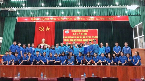 Chi đoàn tham gia hoạt động của Đoàn thanh niên phường Thạch Bàn.