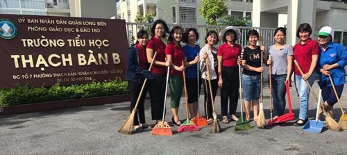 Trường Tiểu học Thạch Bàn B tham dự lễ: “Ra mắt câu lạc bộ tình nguyện vì môi trường – Trật tự đô thị” 