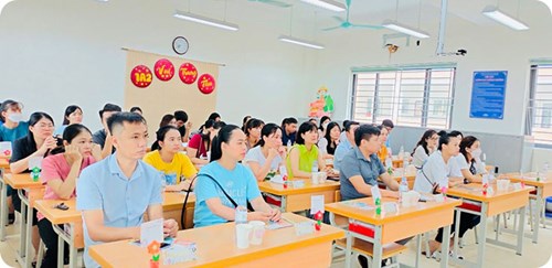Trường Tiểu học Thạch Bàn B tổ chức   họp phụ huynh học sinh đầu năm học 2022 -2023