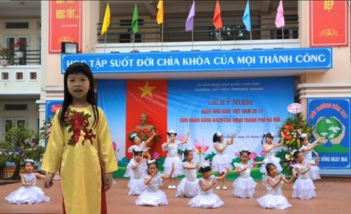 Hoạt động văn nghệ chào mừng kỉ niệm 39 năm Ngày Nhà giáo Việt Nam 20/11