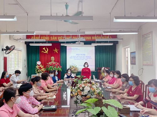 Trường Tiểu học Việt Hưng tổ chức Hội nghị rà soát, bổ sung quy hoạch Hiệu trưởng, Phó Hiệu trưởng giai đoạn 2020-2025