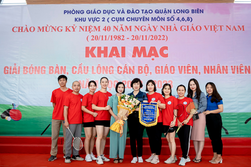 CBGVNV trường tiểu học Vũ Xuân Thiều tham gia Giải Bóng bàn, cầu lông ngành GD&ĐT quận Long Biên năm học 2022- 2023.