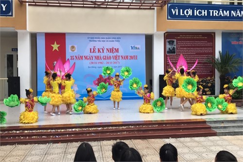 Học sinh Trường Tiểu học Vũ Xuân Thiều tích cực  hưởng ứng chào mừng Ngày Nhà giáo Việt Nam 20 - 11

