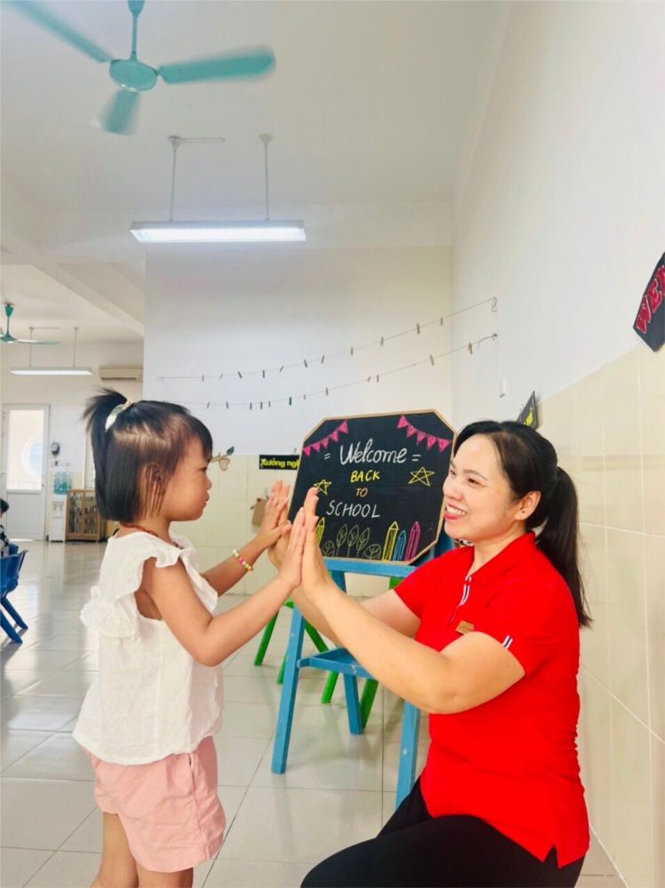 Các bé MGN B4 với sự kiện BACK TO SCHOOL