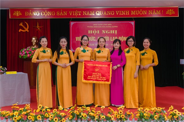 HỘI NGHỊ VIÊN CHỨC, NGƯỜI LAO ĐỘNG TRƯỜNG MẦM NON HOA HƯỚNG DƯƠNG NĂM HỌC 2023-2024