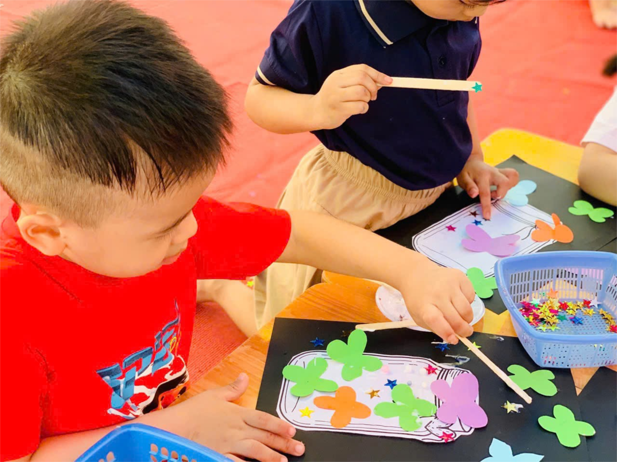 Ảnh đẹp tháng 9: Các bé MGN B4 với Ngày hội sắc màu