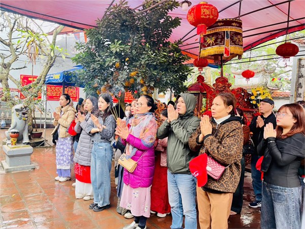 TRƯỜNG MẦM NON HOA HƯỚNG DƯƠNG PHỐI HỢP CÙNG CÔNG TY CP DỊCH VỤ THƯƠNG MẠI VÀ DU LỊCH VIỆT TỔ CHỨC CHUYẾN DU XUÂN ĐẦU NĂM