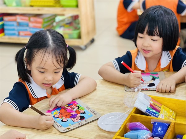 Amblum ảnh đẹp Tháng 5 Khối MGN 