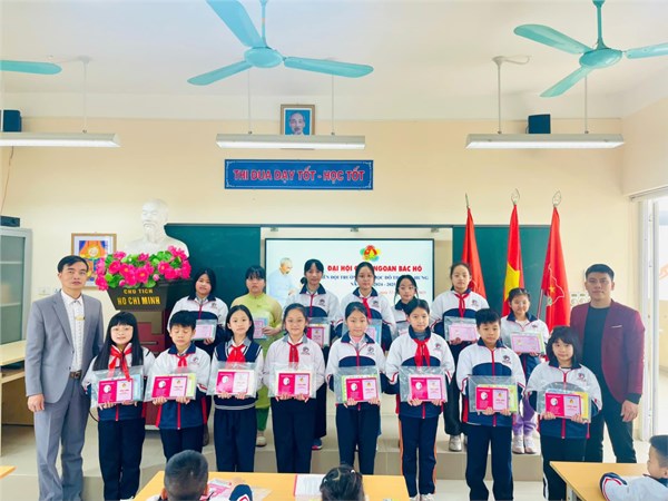 Đại hội Cháu ngoan Bác Hồ năm học 2024-2025
