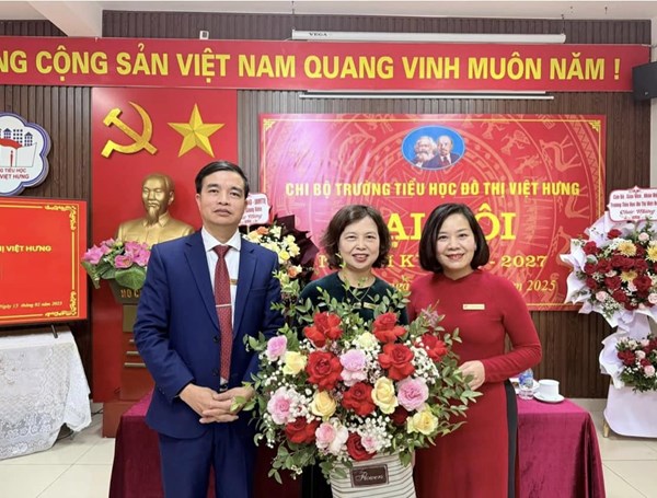 Đại hội Chi bộ trường Tiểu học Đô Thị Việt Hưng nhiệm kì 2025 - 2027